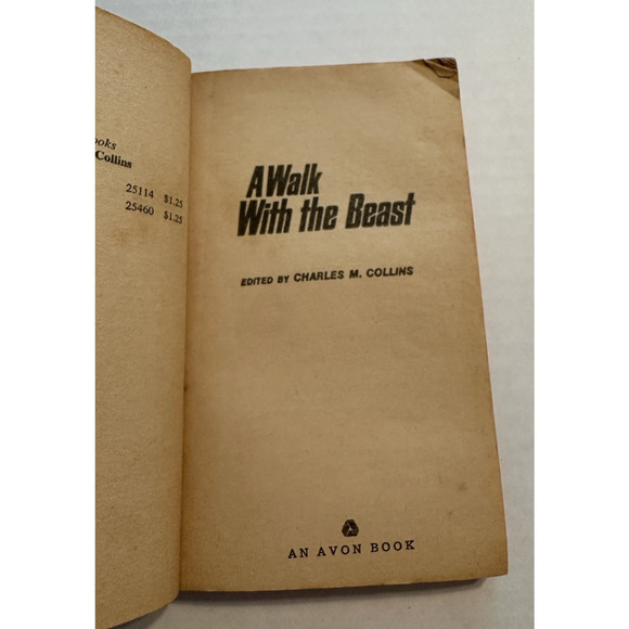 A Walk with the Beast, Avon Books, Horror Anthology Gothic 1969 PB Vintage - Picture 3 of 6